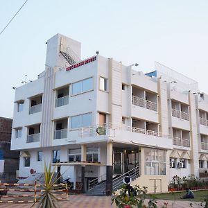 Swet Palash Resort